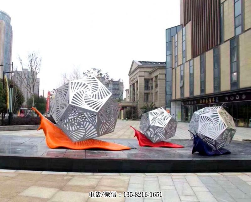 不銹鋼蝸牛雕塑，抽象蝸牛鏡面、塊面、編織網(wǎng)格造型擺件