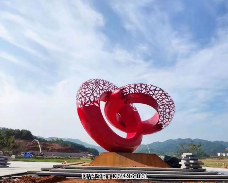 不銹鋼噴漆鏤空圓環(huán)景觀雕塑 不銹鋼噴漆鏤空圓環(huán)景觀雕塑