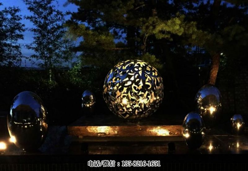 不銹鋼發(fā)光鏤空球裝飾雕塑 不銹鋼發(fā)光鏤空球裝飾雕塑